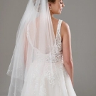 dorado-elfenbein-zweistufig-geschnittener-rand-perle-brautschleier-8895