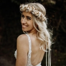 haarkranz-trockenblumen-hochzeit-landgut-moserhof